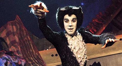 Behind the Curtain: The Magic of Mister Mistoffelees